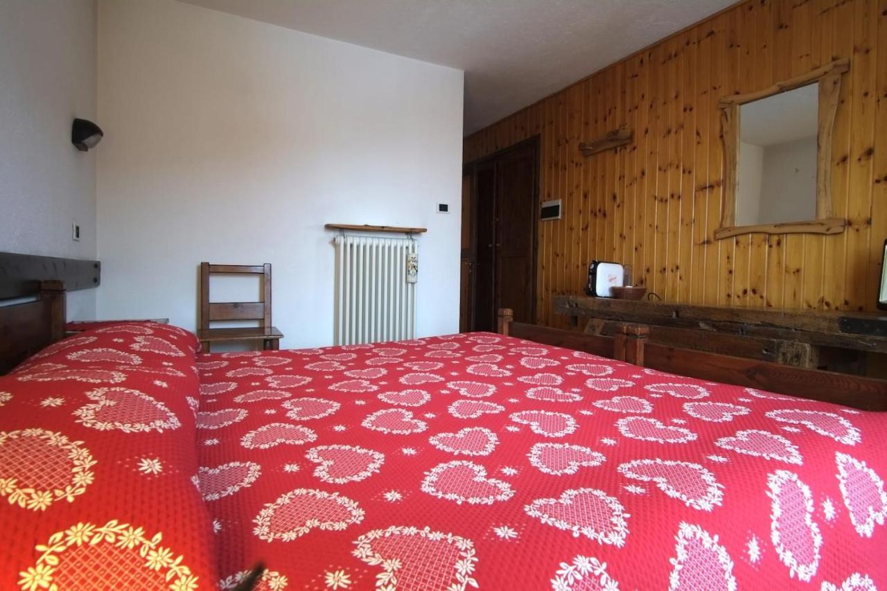 Hotel Notre Maison Saint-Pierre Esterno foto